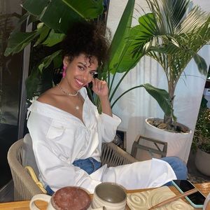 Meet your Posher, Salveira